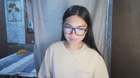 Snapshot of asian_rhean chatting on December 2025 10:04:02 PM Rhean online show from December 2025 10:04:02 PM