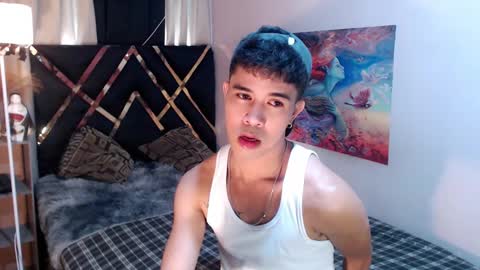 asiancum_peter online show from January 2026 01:30:01 AM
