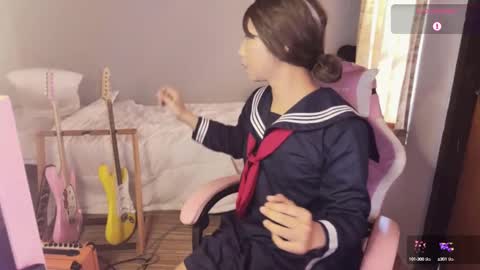 Emi online show from March 2025 08:21:02 AM