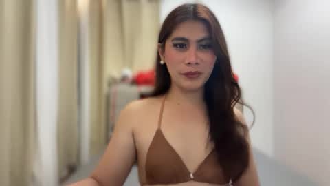 asianloreen24 online show from February 2026 01:39:01 PM