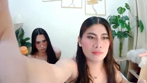 Snapshot of asianloreen24 chatting on June 2026 05:43:02 PM asianloreen24 online show from June 2026 05:43:02 PM