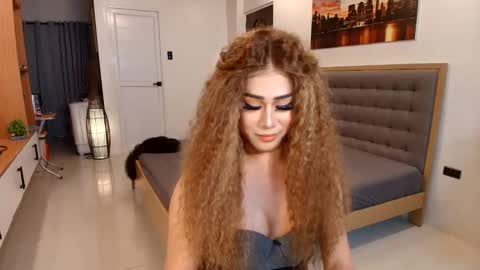 ERIKA 3 online show from December 2024 09:17:02 AM