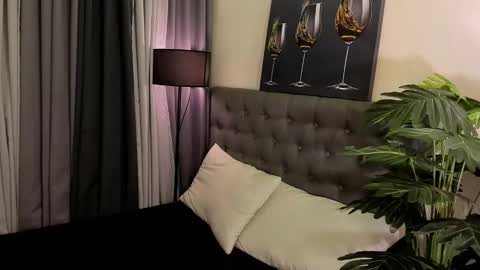 Snapshot of asianpetiteprincess chatting on November 2025 06:52:01 PM asianpetiteprincess online show from November 2025 06:52:01 PM