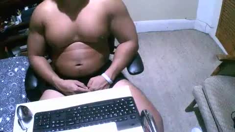Snapshot of asianscottmusclejohnson93 chatting on December 2024 01:29:02 AM Johnson online show from December 2024 01:29:02 AM