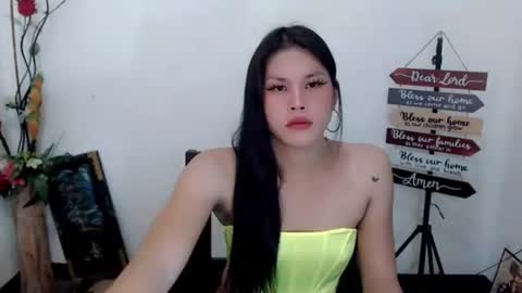 Snapshot of asiansexy_bitch chatting on October 2025 02:18:02 PM lucy gwapa online show from October 2025 02:18:02 PM