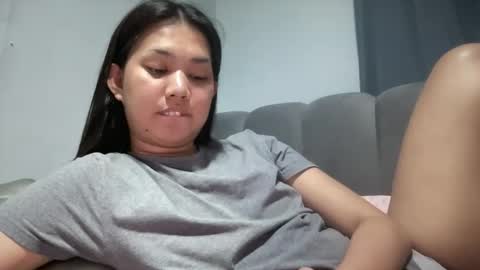 Snapshot of asiansweet_lily chatting on June 2026 01:56:01 PM Lily online show from June 2026 01:56:01 PM