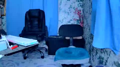 Trish online show from March 2025 09:00:01 AM