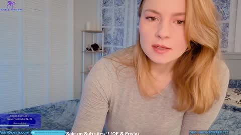 Snapshot of asiri_ocean chatting on December 2025 05:30:01 PM Asiri pronounced Ah-siri Please no nicknames 3 online show from December 2025 05:30:01 PM