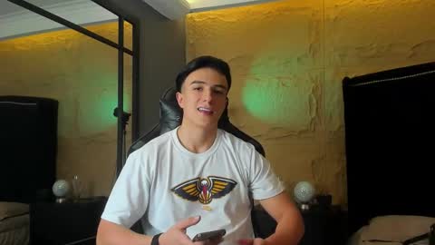 Snapshot of aslanfox_ chatting on January 2026 02:48:02 AM Aslan online show from January 2026 02:48:02 AM