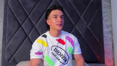 Snapshot of aslanfox_ chatting on January 2026 02:35:02 AM Aslan online show from January 2026 02:35:02 AM