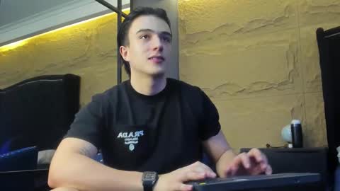 Aslan  online show from March 2026 03:11:02 AM