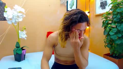 ASLY online show from October 2025 01:12:02 PM