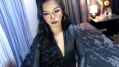 Margaux Miller online show from October 2025 06:41:01 PM