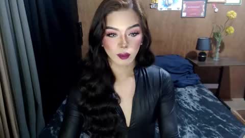 Margaux Miller online show from January 2026 05:04:01 PM