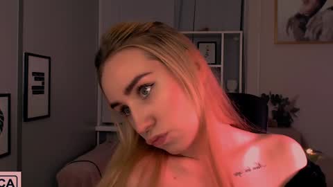 Snapshot of asol_muah chatting on December 2024 12:52:01 AM Asol online show from December 2024 12:52:01 AM