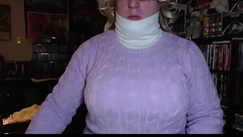 Aspen Vale online show from December 2024 10:45:01 PM