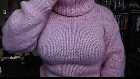 Aspen Vale online show from February 2025 07:35:02 PM