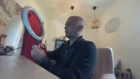 Snapshot of assassinforu chatting on November 2025 10:37:02 AM assassinforu online show from November 2025 10:37:02 AM