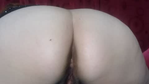 Snapshot of asscrazybig chatting on December 2024 11:44:01 AM Laura online show from December 2024 11:44:01 AM