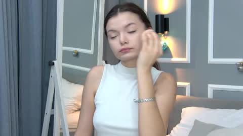 Snapshot of asterquinn chatting on January 2026 03:39:01 PM Aster Quinn online show from January 2026 03:39:01 PM