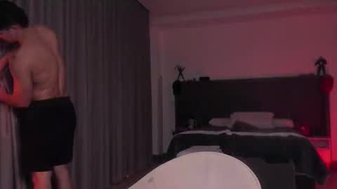 Snapshot of astonhills chatting on September 2025 02:01:02 AM astonhills online show from September 2025 02:01:02 AM