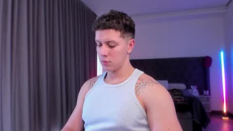 Snapshot of astonhills chatting on September 2025 04:21:02 PM astonhills online show from September 2025 04:21:02 PM