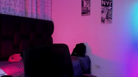 Snapshot of astonhills chatting on October 2025 02:22:02 AM astonhills online show from October 2025 02:22:02 AM