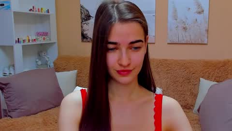 Astoria online show from March 2025 02:15:01 AM