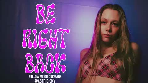 Astrid Sky online show from January 2026 12:58:02 AM