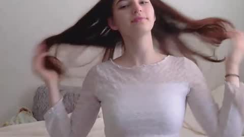 Astrid online show from January 2026 07:05:02 PM