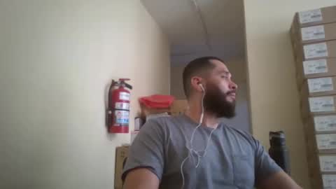 Snapshot of astro_boy_01 chatting on February 2026 09:30:01 PM astro_boy_01 online show from February 2026 09:30:01 PM