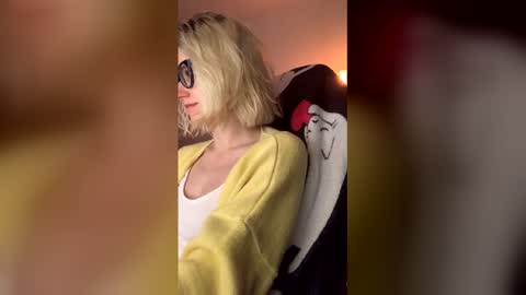 asya_new online show from December 2025 04:52:02 AM