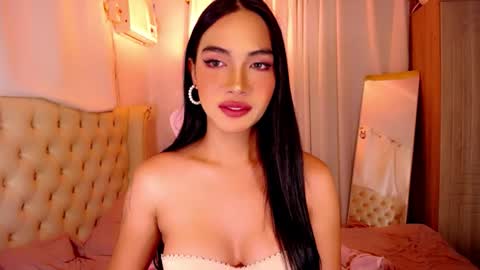 Sam online show from October 2025 06:05:01 PM