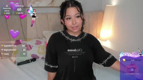 Snapshot of atena_cuteee chatting on December 2024 06:42:02 AM sofia online show from December 2024 06:42:02 AM