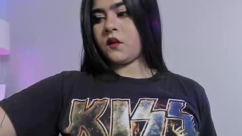 Athena online show from December 2025 07:08:02 PM