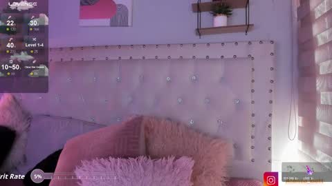 Snapshot of atenea_klett_ chatting on May 2026 04:04:02 PM ATENEA online show from May 2026 04:04:02 PM