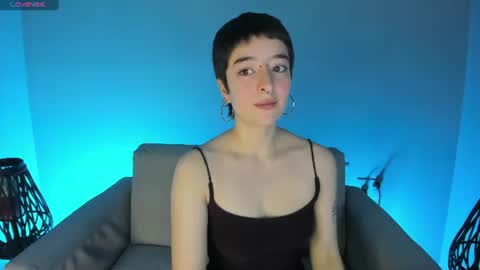 Snapshot of atheena__ chatting on June 2026 01:46:01 PM Athenea online show from June 2026 01:46:01 PM