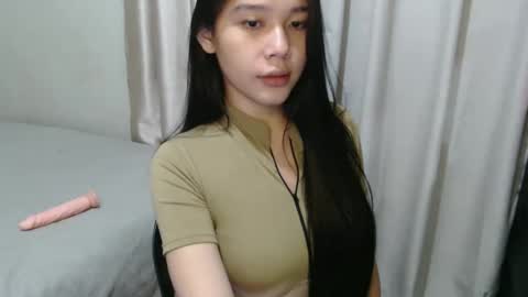 Snapshot of atheena_charm chatting on January 2025 02:19:02 PM Athena online show from January 2025 02:19:02 PM