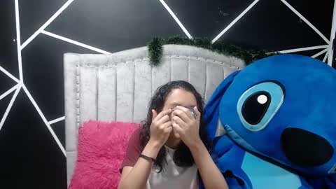 athenayoness online show from December 2024 12:00:02 PM