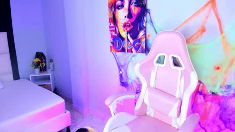 Snapshot of athenea__fox chatting on November 2025 11:44:01 AM athenea__fox online show from November 2025 11:44:01 AM