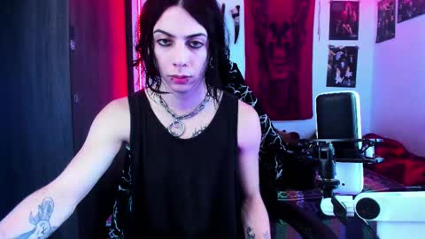 athenauwu online show from November 2025 04:44:01 AM