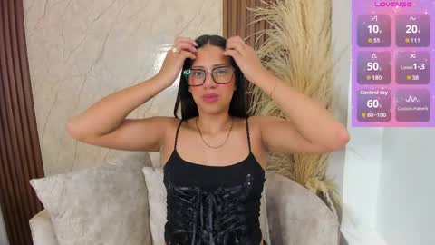 Atiena online show from May 2026 12:26:02 PM