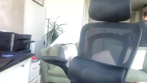 Snapshot of atlanticthunder chatting on November 2025 09:46:01 AM Rick online show from November 2025 09:46:01 AM