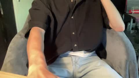 Undress a hung twink  online show from July 2026 01:42:01 PM