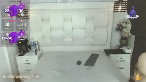 Snapshot of atley_dolly_ chatting on October 2025 08:30:02 PM ATLEY online show from October 2025 08:30:02 PM