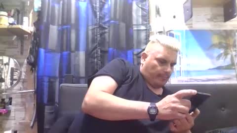 Snapshot of atr2424 chatting on January 2025 06:14:01 PM A online show from January 2025 06:14:01 PM