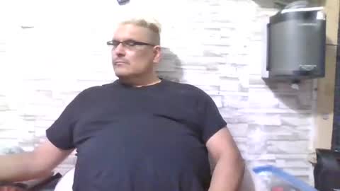 Snapshot of atr2424 chatting on March 2025 11:17:01 AM A online show from March 2025 11:17:01 AM