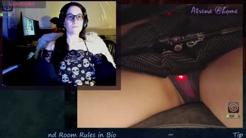 Atrena online show from November 2025 02:34:02 AM