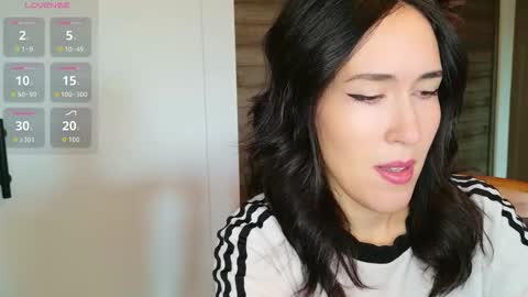 Snapshot of audradeer chatting on November 2025 01:43:02 PM audradeer online show from November 2025 01:43:02 PM