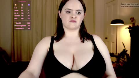 Snapshot of audreyjacq chatting on February 2025 08:51:02 PM Audrey Jacq online show from February 2025 08:51:02 PM